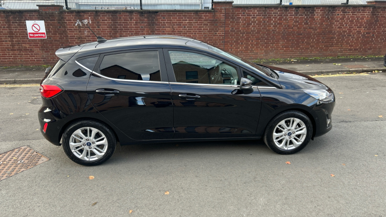 Ford Fiesta 1.0 EcoBoost Titanium 5dr Petrol Hatchback